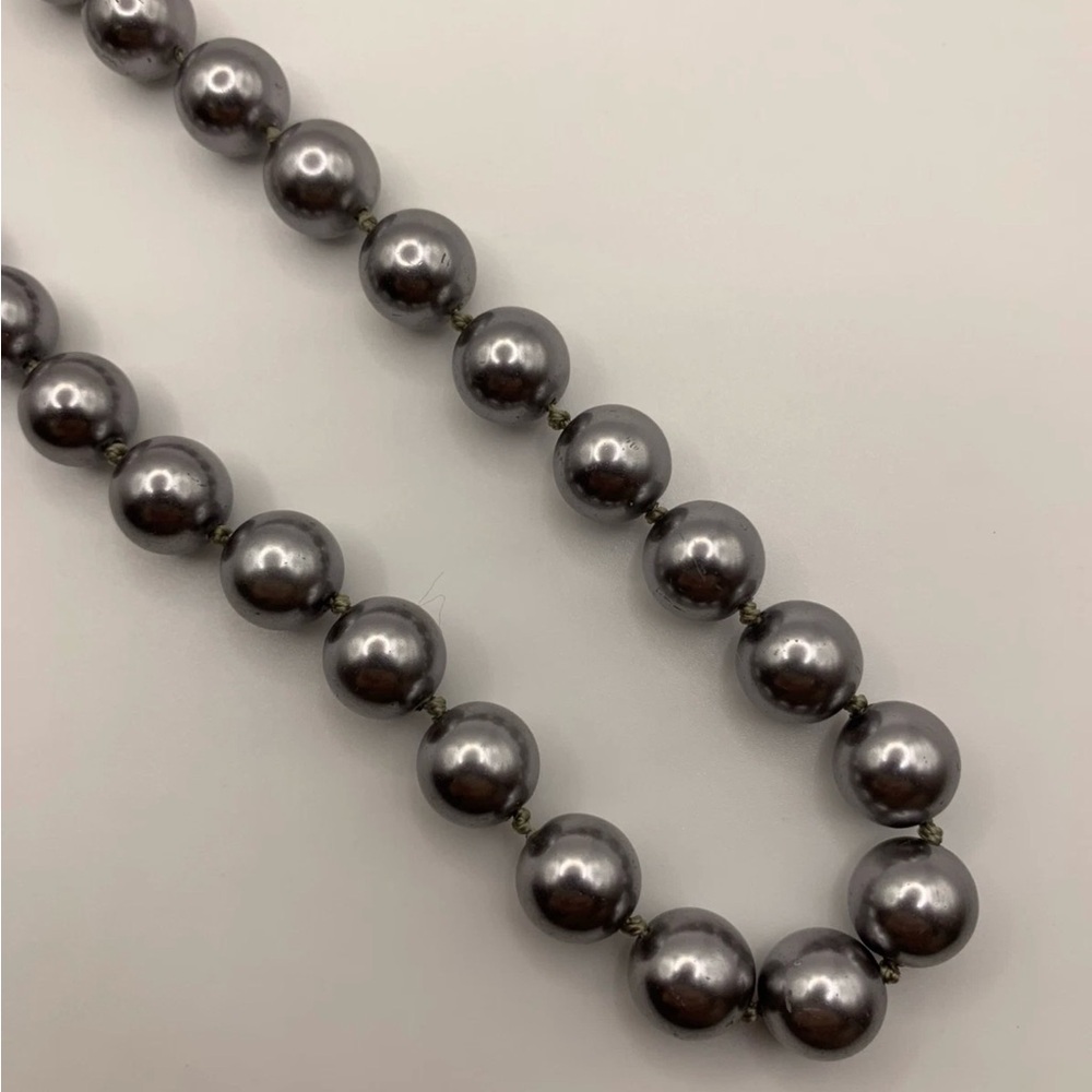 White House Black Market Metallic Beaded Necklace